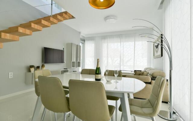 Casa Mazal, Lujosa villa Independiente a 150m del mar