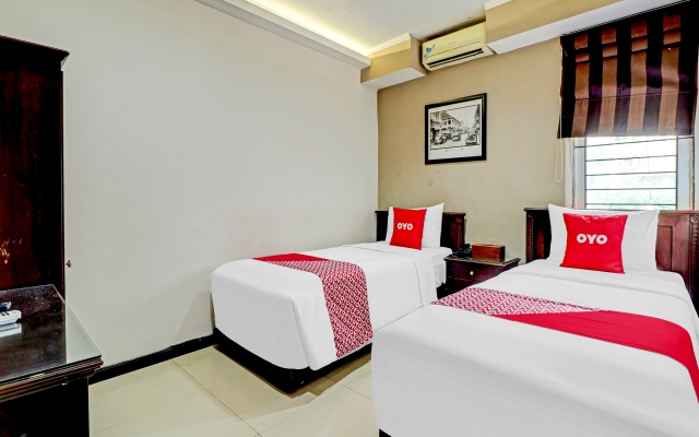 OYO 90278 Hotel Sepuluh Buah Batu Bandung