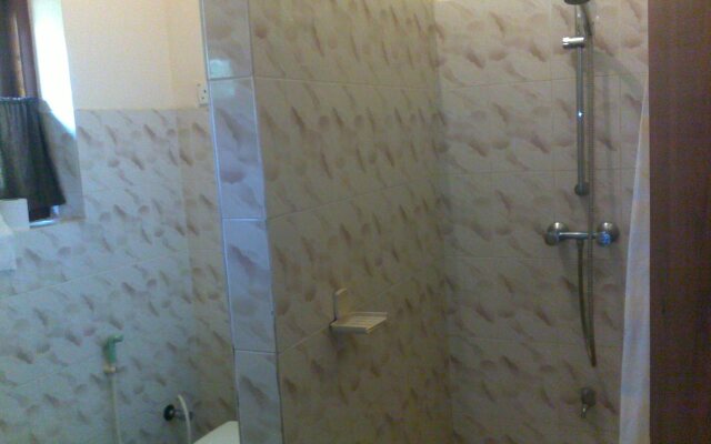 Hotel 4 U