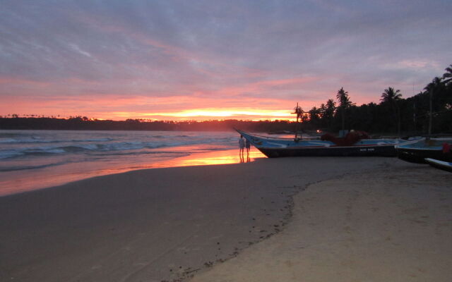 Isana Beach House