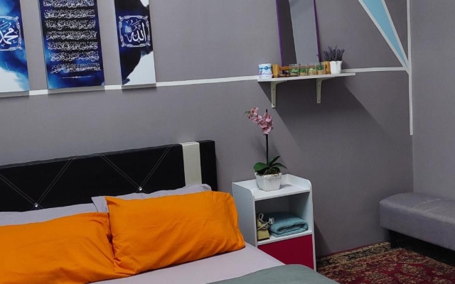 AD Homestay Gua Musang Terrace House with 3 room – Guest Rooms – Gua Musang