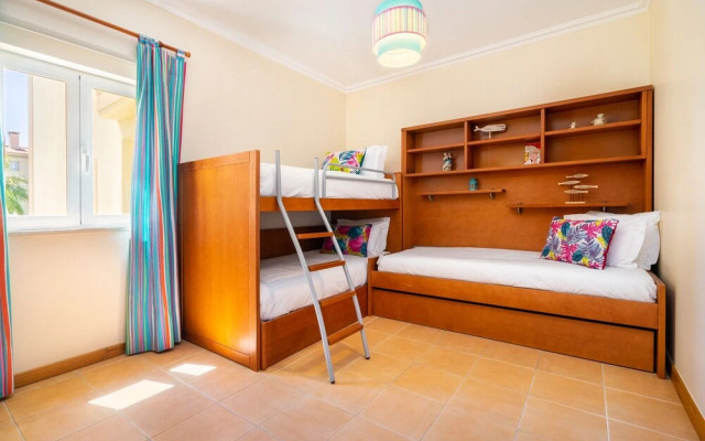 Vilamoura Family Apartment