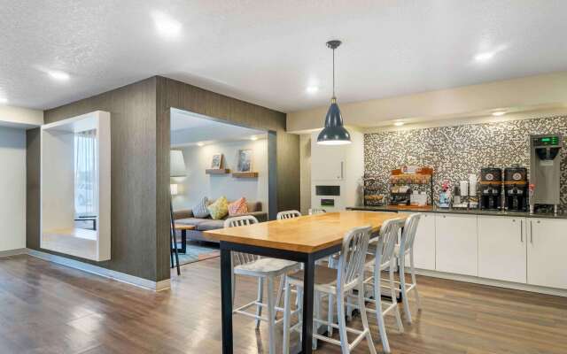 Extended Stay America Select Suites - Tampa - Northeast
