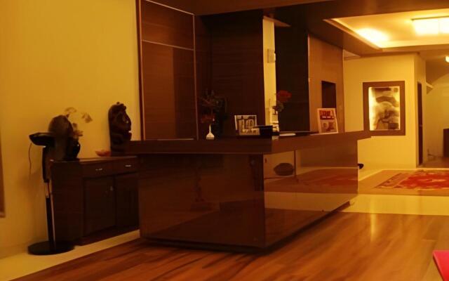 Hotel Abirami Residency