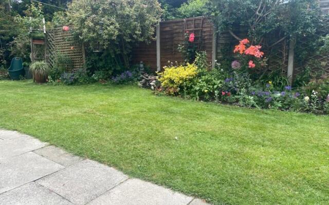 Rose View- a Lovely Private 1 Bed Bungalow in Sale