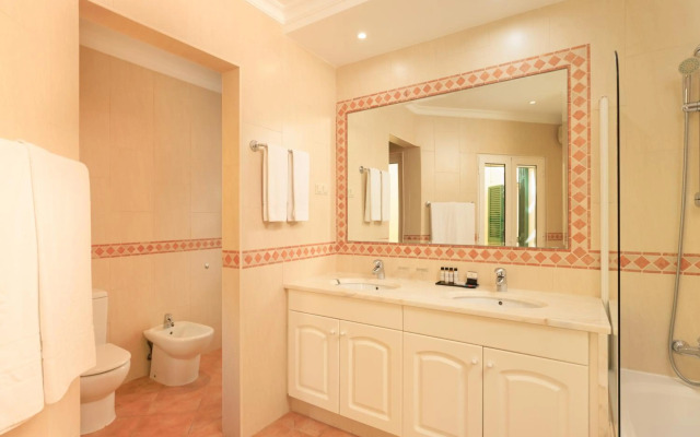 Vale do Lobo Resort