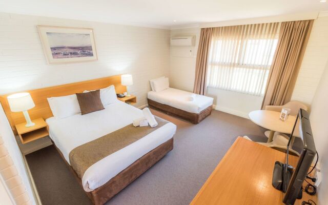 Hospitality Carnarvon, SureStay Collection by Best Western