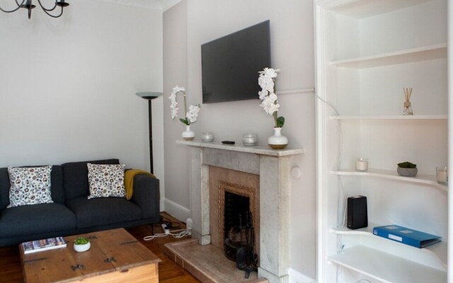 Edinburgh Serviced Apartment