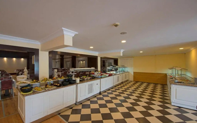 Voxx In Family Club (  EX.ARMAR )