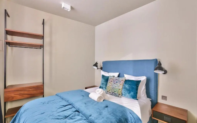 79 - Urban Love Le Marais