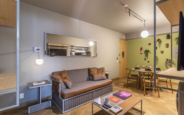 Casa Londres by Kukun