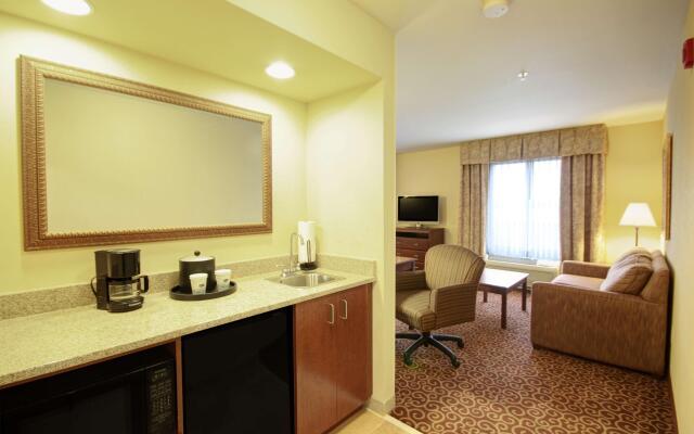 Hampton Inn & Suites Alexandria