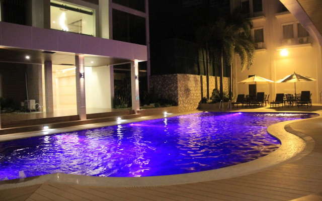Savannah Resort Hotel