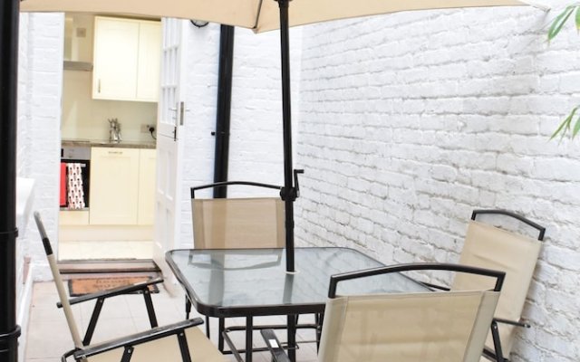 1 Bedroom Flat With Terrace In Pimlico