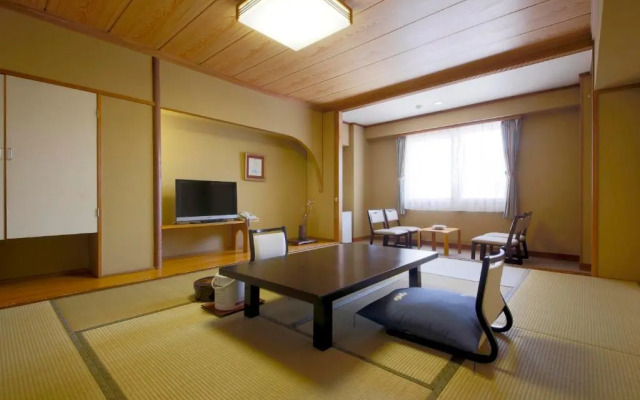 Shiga Park Hotel