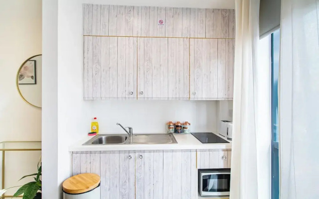 Perfectly Located Apartment - Sheffield City