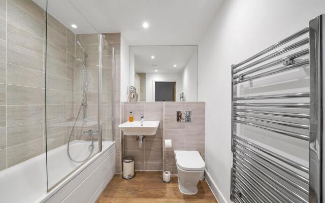 Kennet House Serviced Apartments, Reading - Apt B