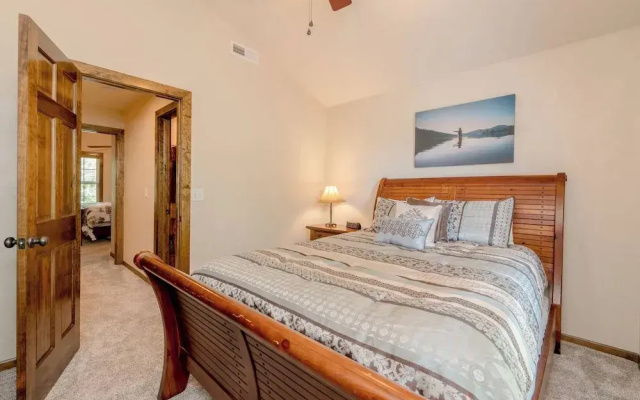 Hickory Hideaway - Communal Pool Access