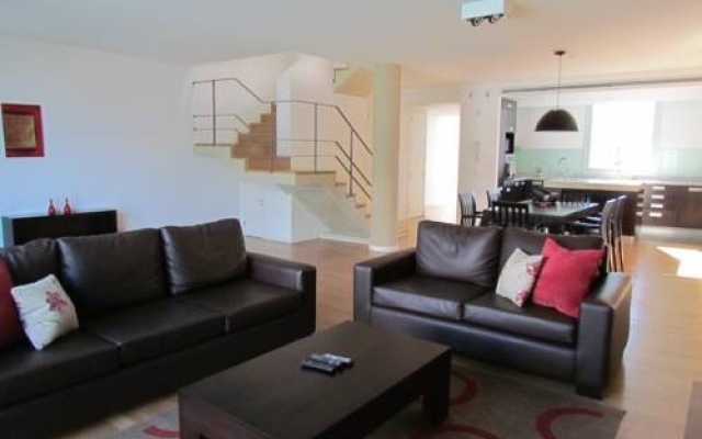 Bayside Forum Apartments