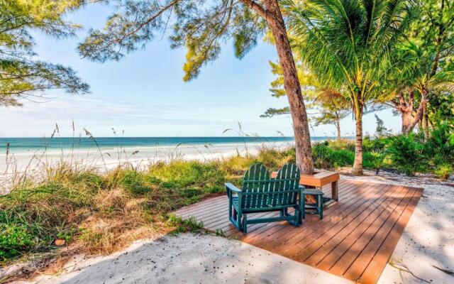 Sunset Beach House - Beach Hugger 1