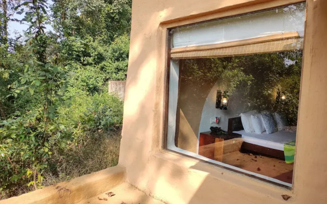 Saccharum Safari Lodge