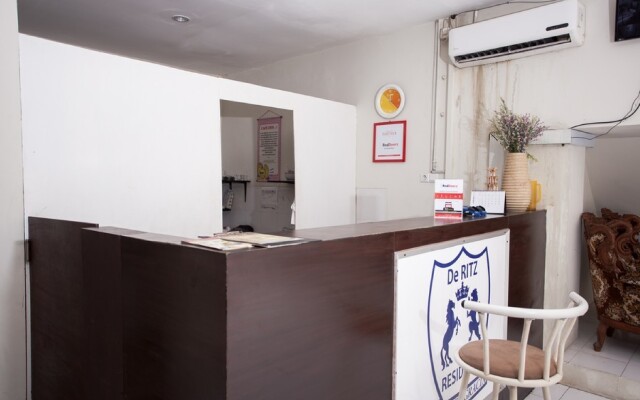 RedDoorz Plus near Galaxy Mall