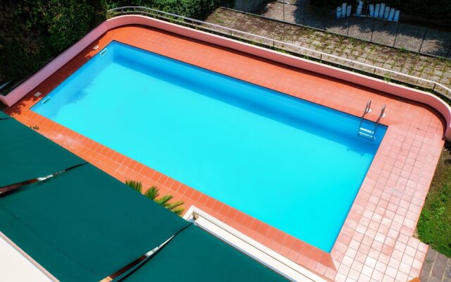 JOIVY Villa Sofia
