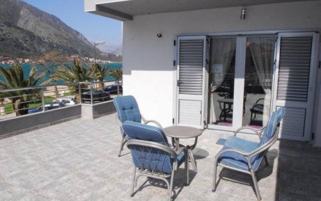 Bjelica Apartments Kotor