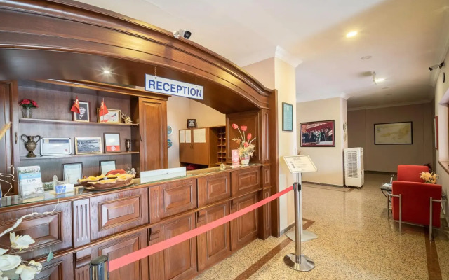 Fora Apart Hotel