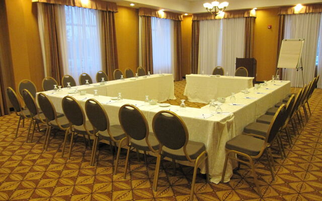 Holiday Inn Express Hotel & Suites CLARINGTON - BOWMANVILLE by IHG