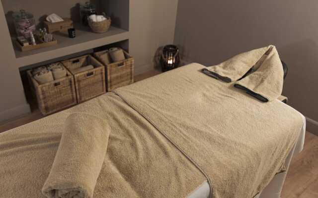 Casual Kubic Athens Hotel