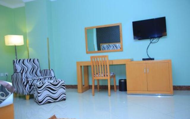 Yebo Hotel & Spa
