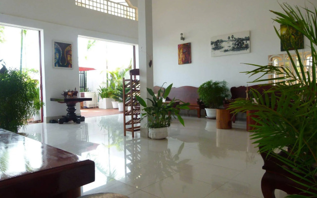 Overflow Guesthouse