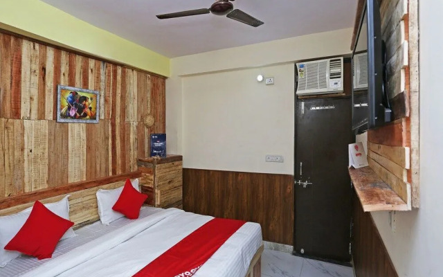 Hotel Bullet Inn & Lounge By OYO Rooms
