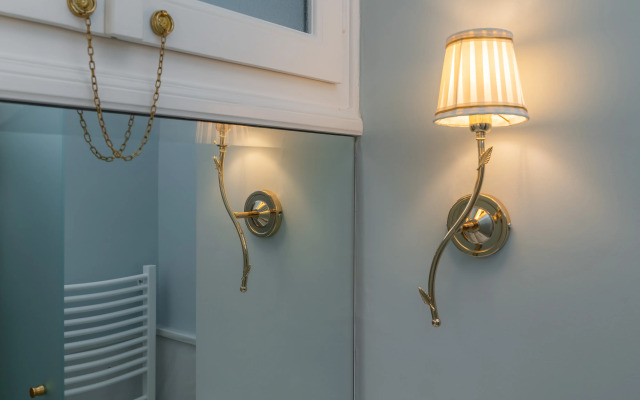 Noble Suites
