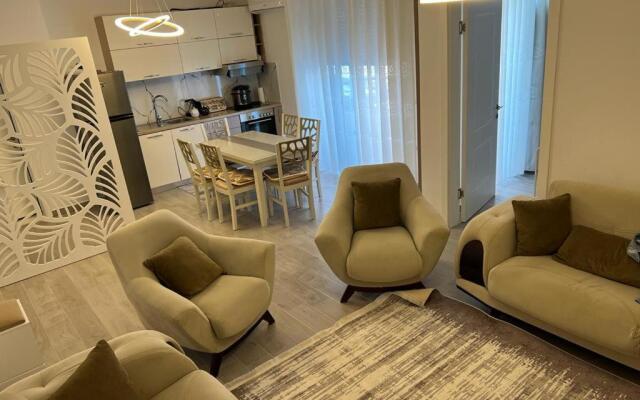 Modern Apartment at Grand Blue Fafa Golem