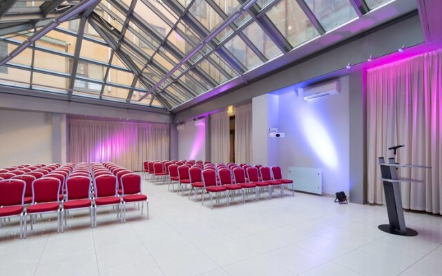 Courtyard by Marriott St. Petersburg Vasilievsky