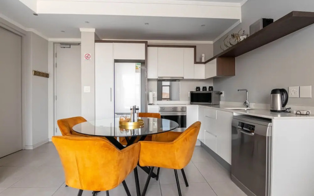 Sandton Smart Apartment Fifteen