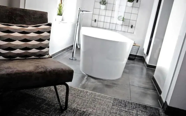 Alexxanders Restaurant & Bordinghouse