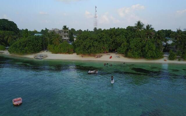 Rasdhoo Dive Lodge