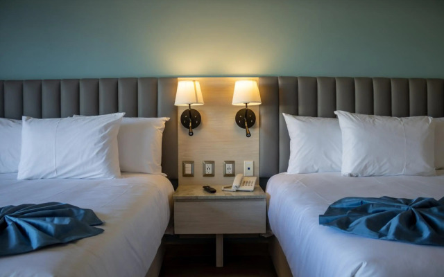 Varali Grand Hotel