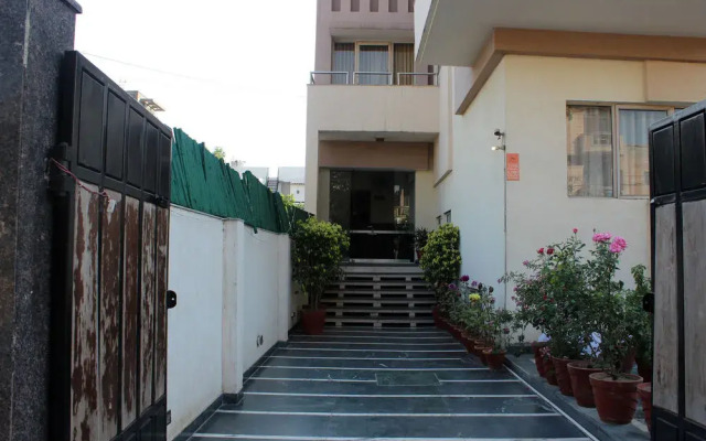 OYO Rooms Cyber City Oakwood
