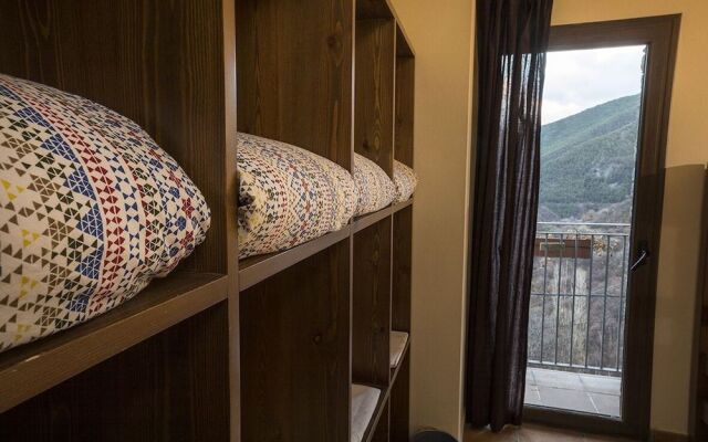 Abadia De Montenartro Hostel