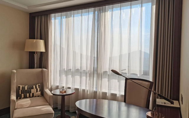 Wyndham Garden Wuxi Huishan – Guest Rooms – Wuxi