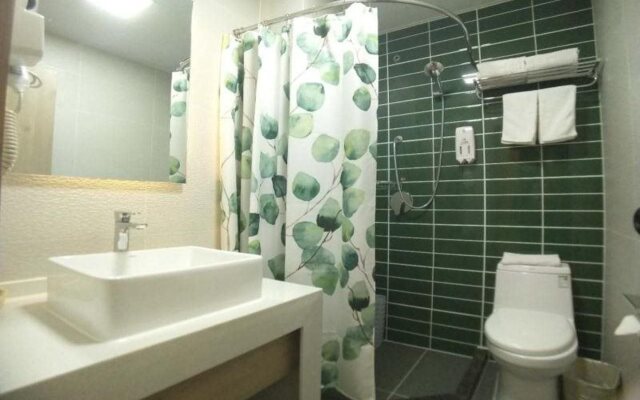 GreenTree Inn Xuzhou High Speed Railway Station Express Hotel