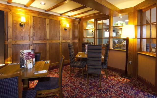 Premier Inn Christchurch / Highcliffe