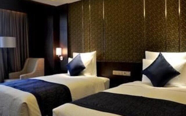 Ramada Plaza Chongqing Banan