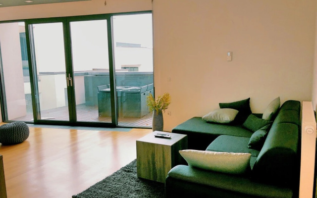 Luxury Sea View Apartment