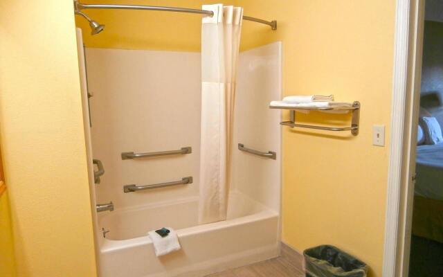 Loyalty Inn Hawkinsville