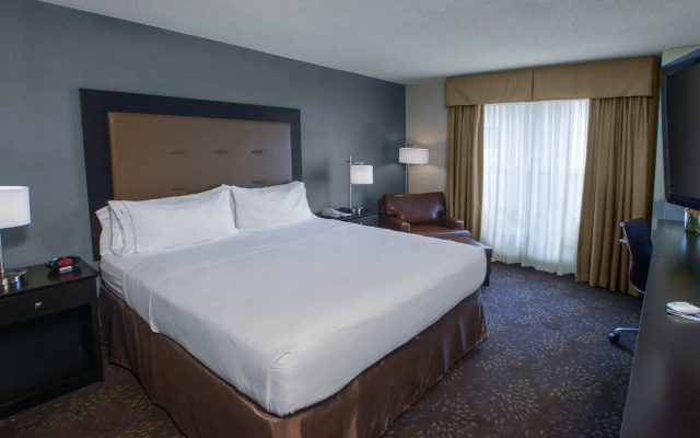 Holiday Inn Express Hotel & Suites Buffalo-Airport by IHG